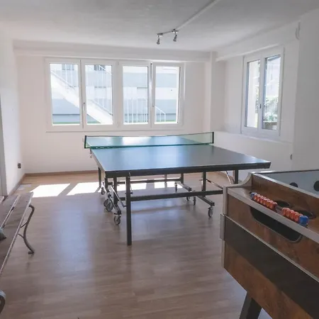 Youth Хостел *