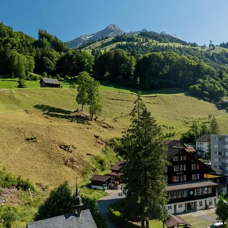 Хостел Youth *